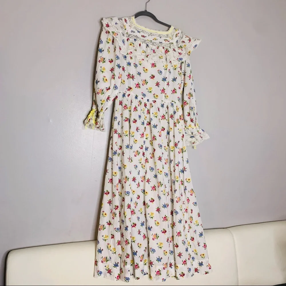 Doen dress - Picture 7 of 12